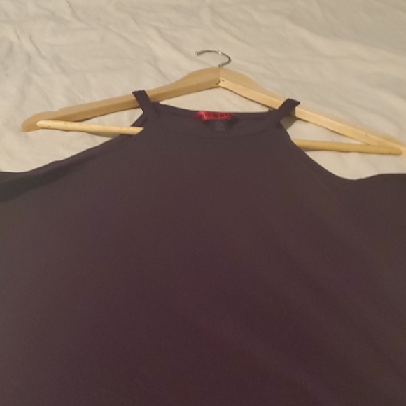 Top - Picture 3 of 3